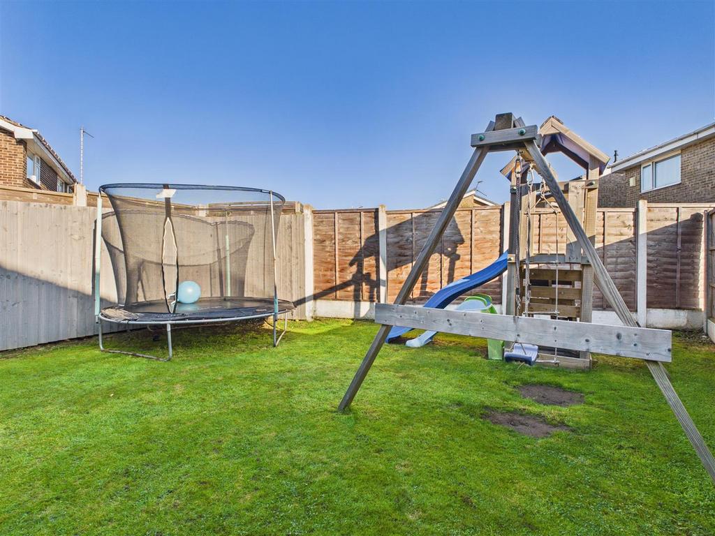 CAM05476 G0-PR0055-STILL004.jpg