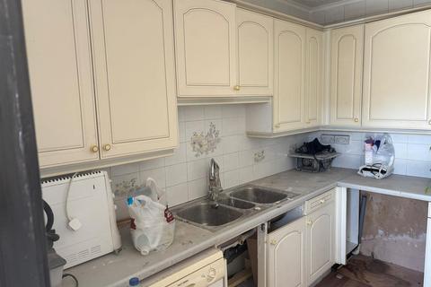 2 bedroom flat to rent, Rock Hill, Bromsgrove
