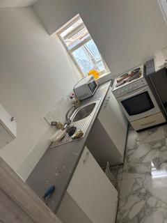 2 bedroom flat to rent, Rock Hill, Bromsgrove