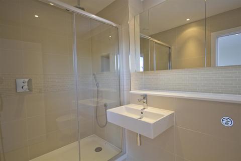 undefined, Pump House Crescent, Kew Bridge, TW8 0EF