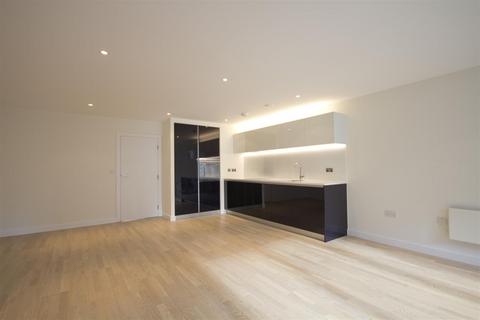 undefined, Pump House Crescent, Kew Bridge, TW8 0EF