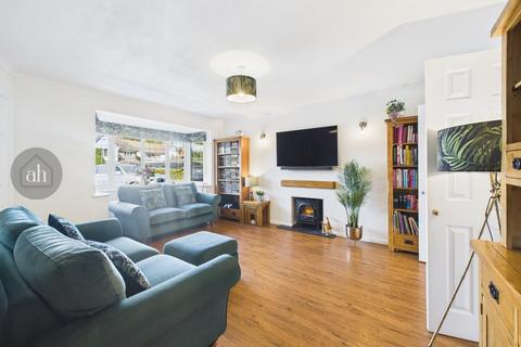 4 bedroom detached house for sale, Thistledown Drive, Ixworth
