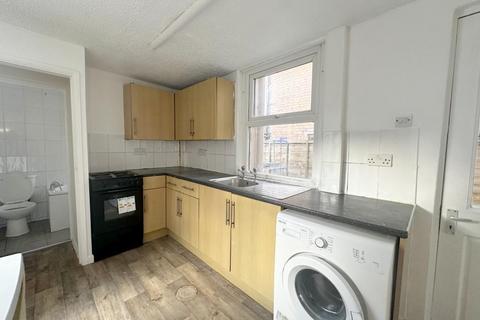 undefined, Tennyson Road, Luton, LU1 3RT