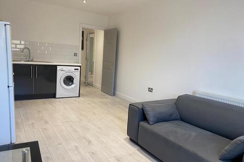 1 bedroom flat to rent, Picton Road, Liverpool L15