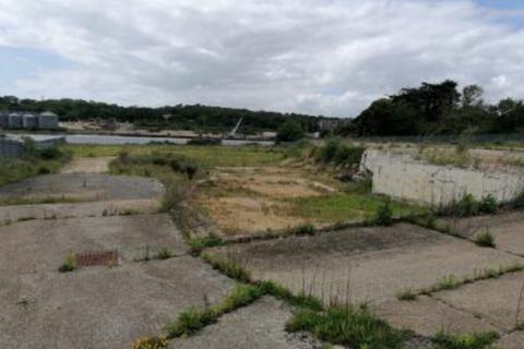 Land to rent, Kingston Rd East Cowes PO32 6JS