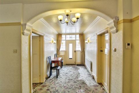 5 bedroom bungalow for sale, Queens Road, Bishop Auckland, County Durham, DL14