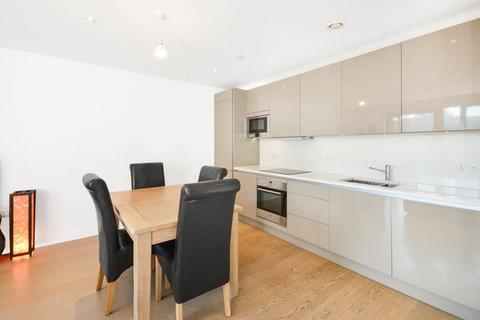 1 bedroom flat to rent, TYLER COURT, NEW PARAGON WALK, LONDON, SE17, Elephant and Castle, London, SE17