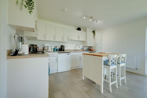 2 bedroom apartment for sale, Icarus Avenue, Burgess Hill, RH15