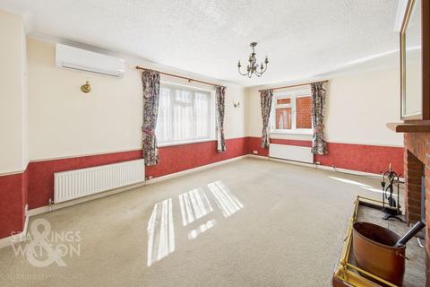 4 bedroom detached bungalow for sale, Station Road, Great Moulton, Norwich