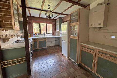 undefined, Chiddingfold  *No Onward Chain*