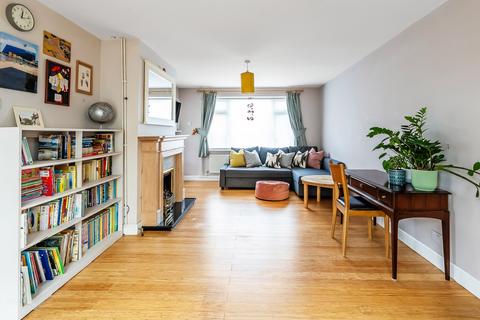 3 bedroom semi-detached house for sale, Church Field, Sevenoaks, Kent