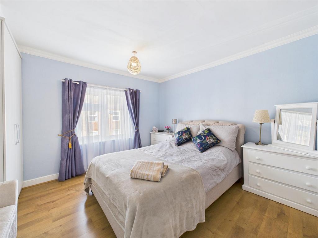 Bedroom: