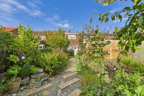 2 bedroom cottage for sale, High Street, Flamborough