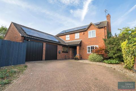 4 bedroom detached house for sale, Bridgewater Drive, Great Glen, Leicestershire
