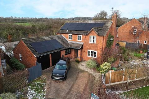 4 bedroom detached house for sale, Bridgewater Drive, Great Glen, Leicestershire