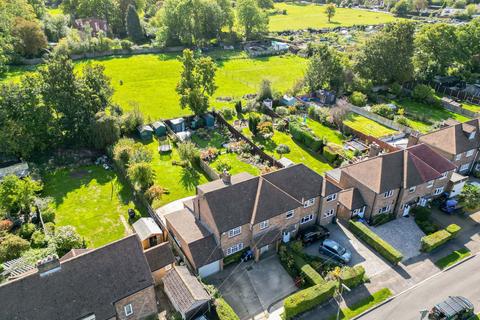 5 bedroom semi-detached house for sale, Shelton Avenue, Warlingham CR6