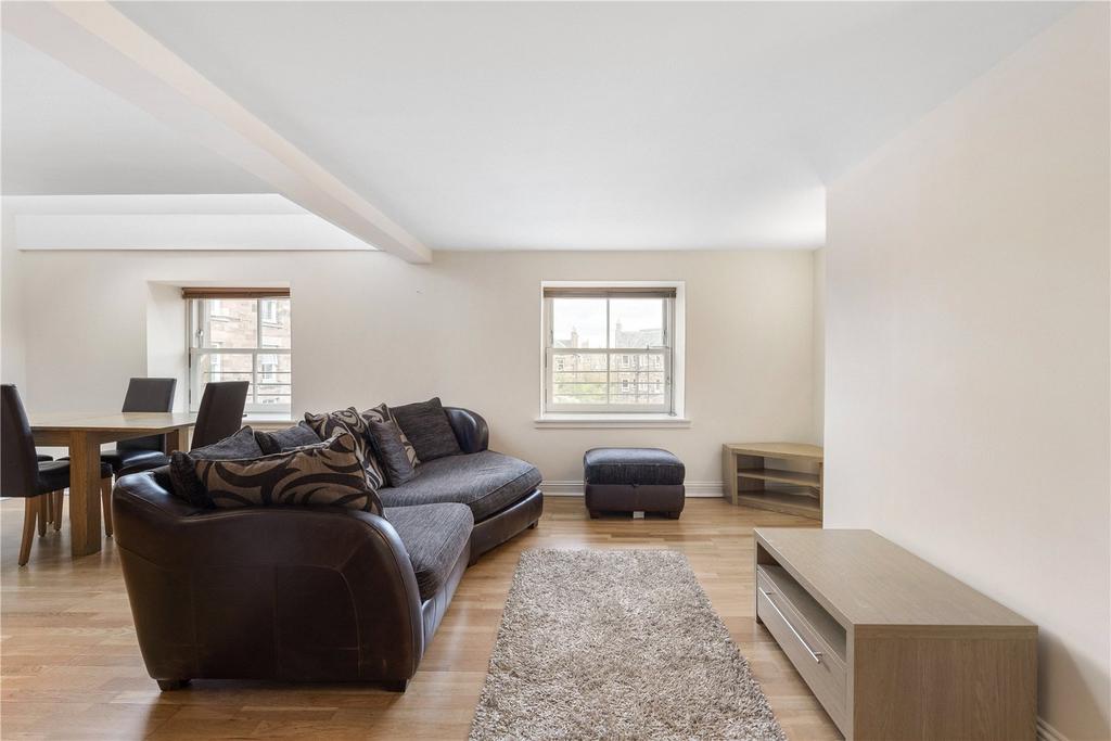 Hermand Crescent 12