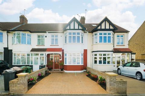 3 bedroom terraced house for sale, Normanshire Drive, Chingford
