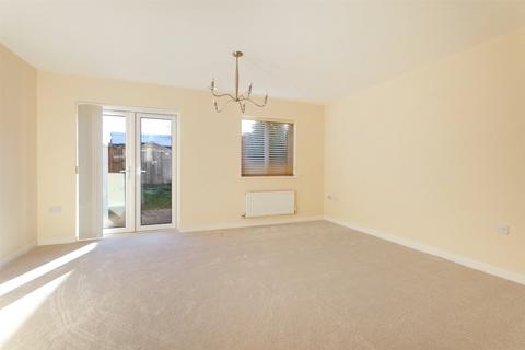 3 bedroom end of terrace house for sale, Vincent Gardens, Dorking, Surrey, RH4