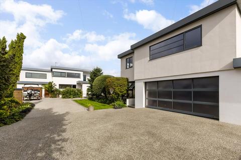 undefined, Park Avenue, Wraysbury, Staines-upon-Thames, Berkshire, TW19