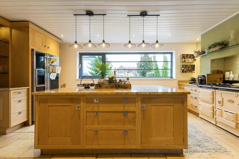 undefined, Park Avenue, Wraysbury, Staines-upon-Thames, Berkshire, TW19