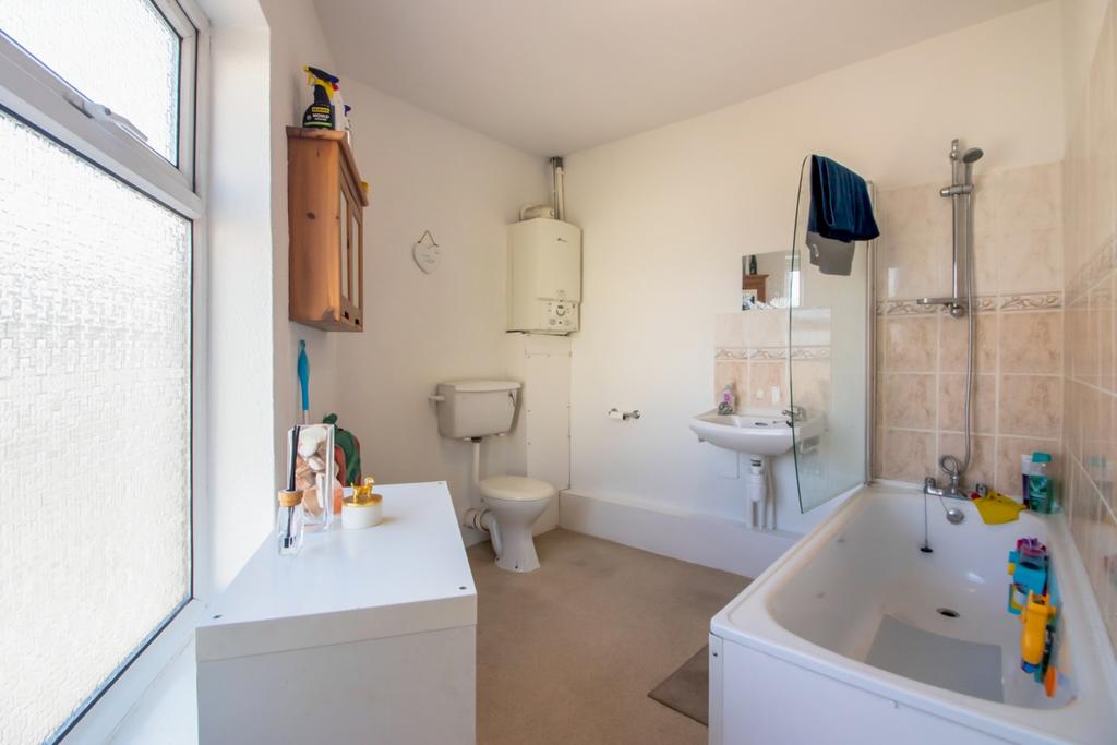 Ensuite-3