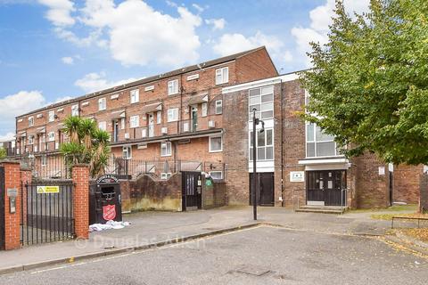 74 Forest Road, Walthamstow, London, E17 6JR