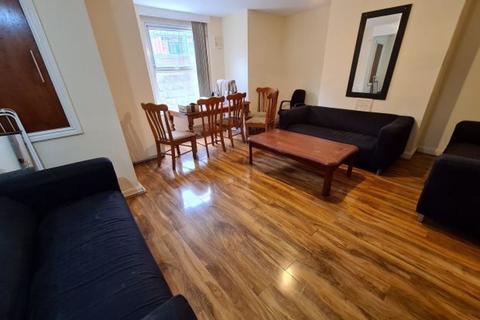 1 bedroom in a house share to rent, Brudenell Road, Leeds LS6