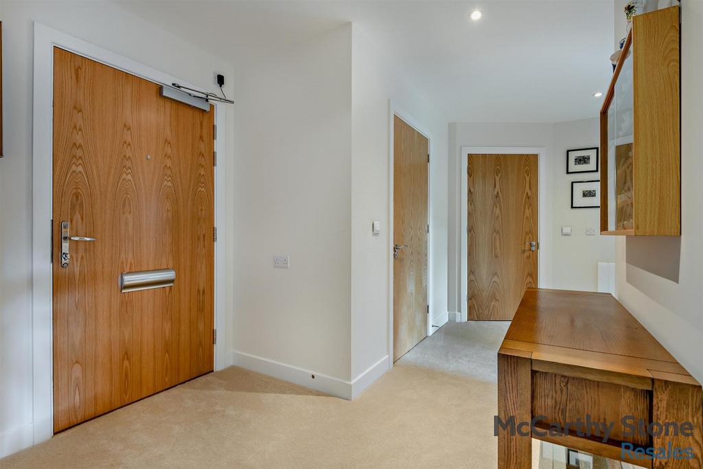 8665437-interior08-800.jpg
