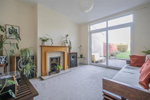 3 Beryl Grove, Bristol, BS14 9EB
