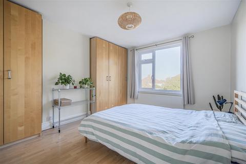 3 Beryl Grove, Bristol, BS14 9EB