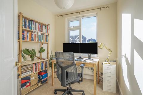 3 Beryl Grove, Bristol, BS14 9EB