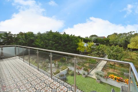 4 bedroom detached house for sale, Fitzroy Avenue, Broadstairs