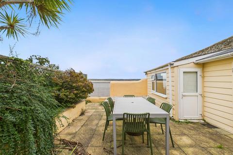 undefined, 47 Irsha Street, Appledore