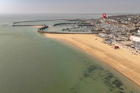 undefined, Paragon, Ramsgate