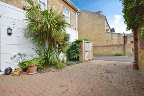 3 bedroom end of terrace house for sale, Hibernia Street, Ramsgate
