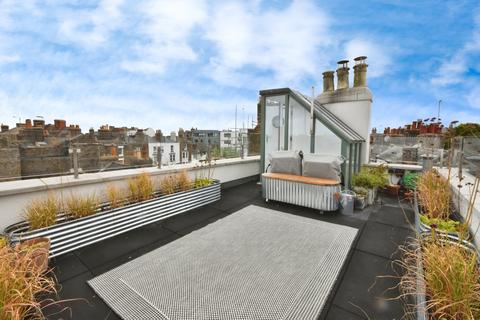 2 bedroom end of terrace house for sale, Albert Street, Ramsgate