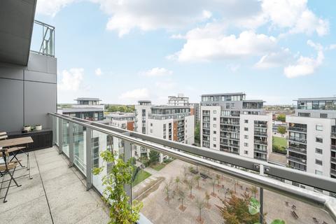 2 bedroom flat for sale, Pump House Crescent, Brentford, Middlesex, TW8