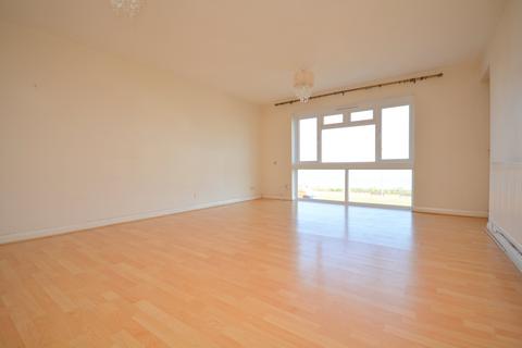 2 bedroom flat for sale, Third Avenue, Margate