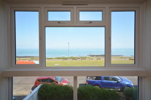 2 bedroom flat for sale, Third Avenue, Margate