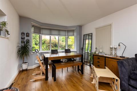 3 bedroom detached house for sale, Roslyn Avenue, Gedling