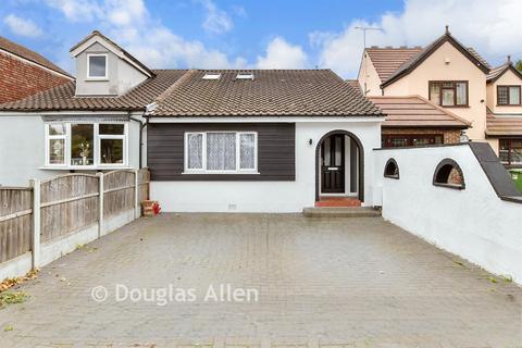 3 bedroom semi-detached house for sale, Upminster Road North, Rainham, Essex