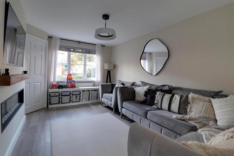 4 bedroom detached house for sale, Rowbotham Way, Great Oldbury, Stonehouse