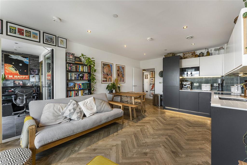 Reception/Kitchen