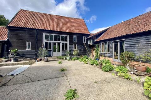 undefined, Ling Road, North Lopham