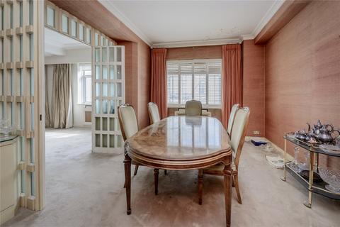 4 bedroom apartment for sale, Ennismore Gardens, London, SW7