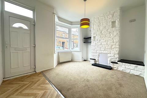 2 bedroom terraced house for sale, Trafalgar Terrace, Scarborough, YO12