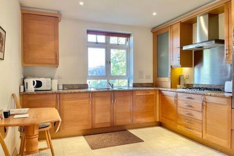 2 bedroom apartment for sale, Church Road, Claygate, Esher, Surrey, KT10 0JD