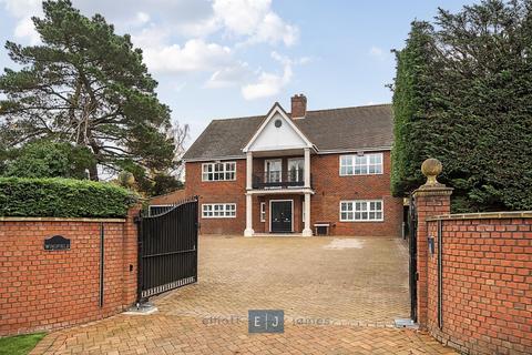 7 bedroom detached house for sale, High Road, Chigwell IG7