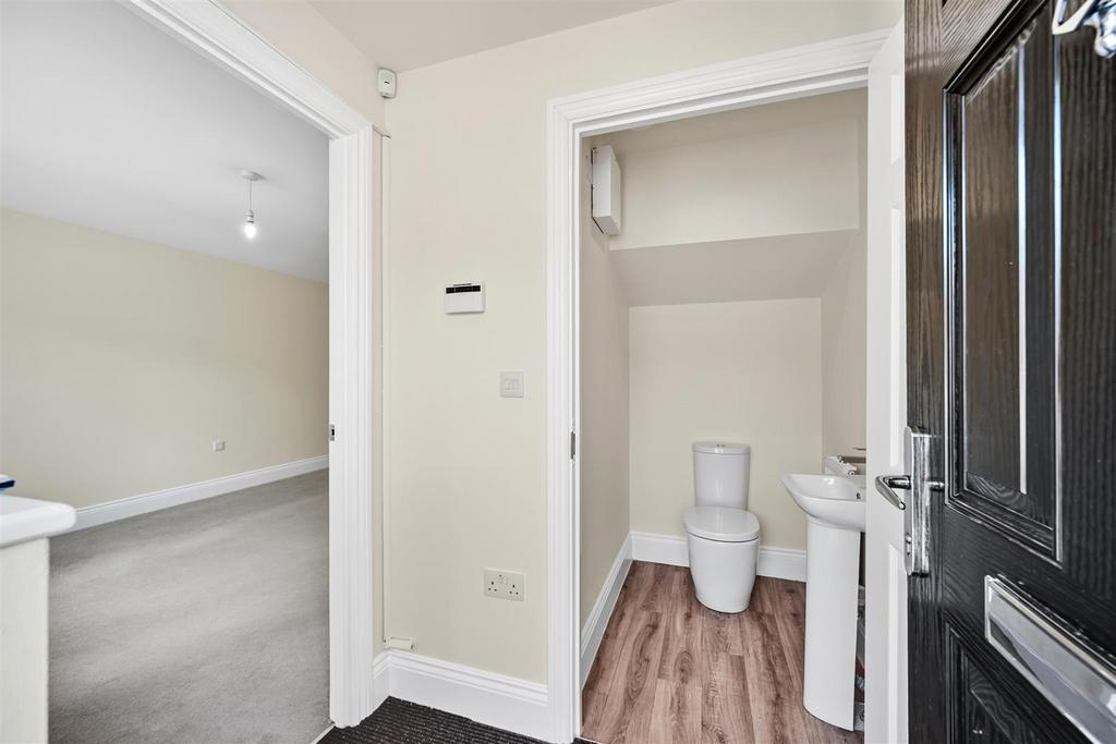Ground floor WC.jpg